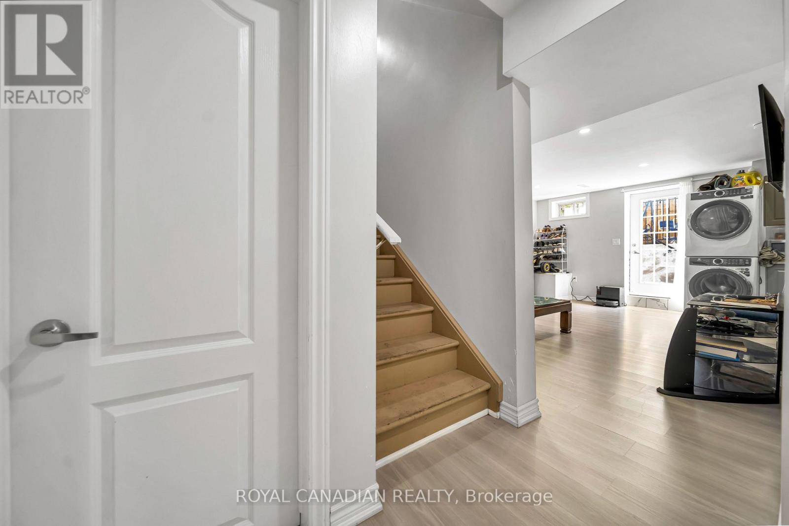 33 BACHELOR STREET - 38