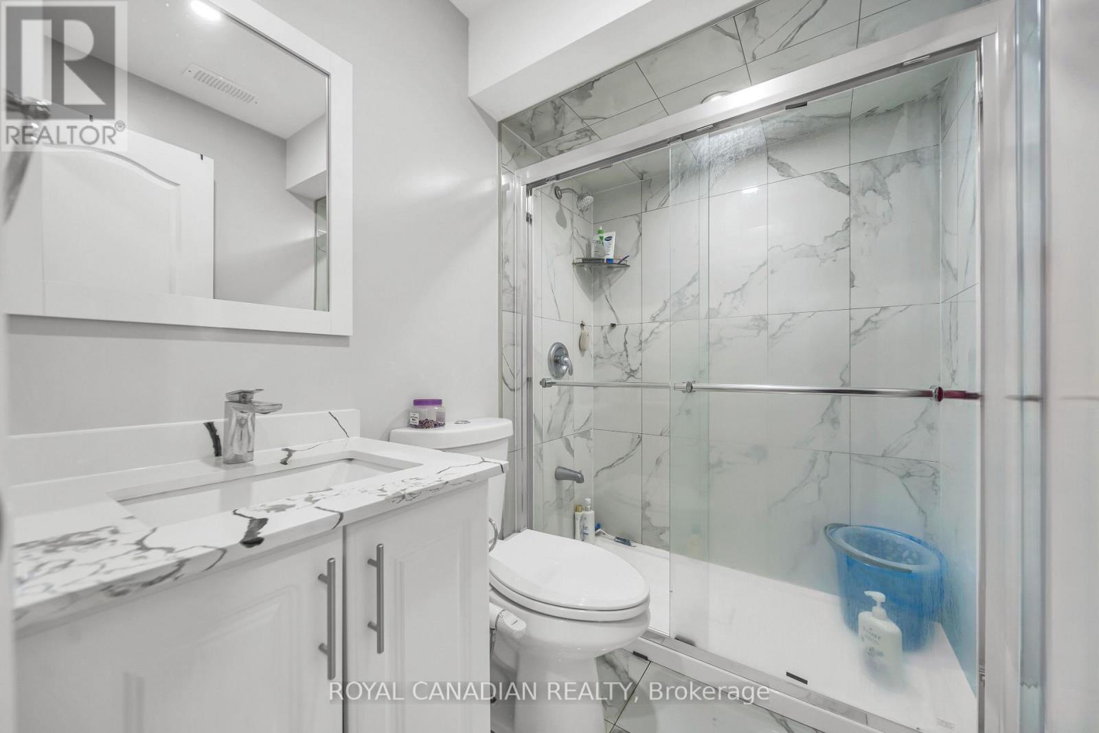 33 Bachelor Street, Brampton, ON photo 48