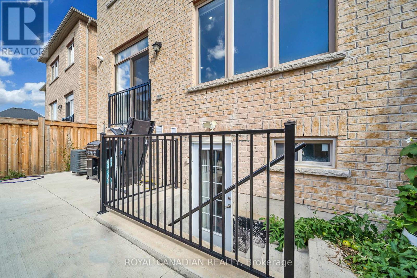 33 BACHELOR STREET - 50