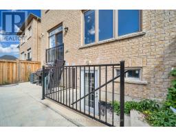 33 Bachelor Street, Brampton, ON L7A5B1 Photo 50