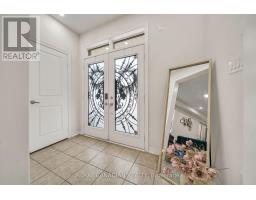 33 Bachelor Street, Brampton, ON L7A5B1 Photo 8