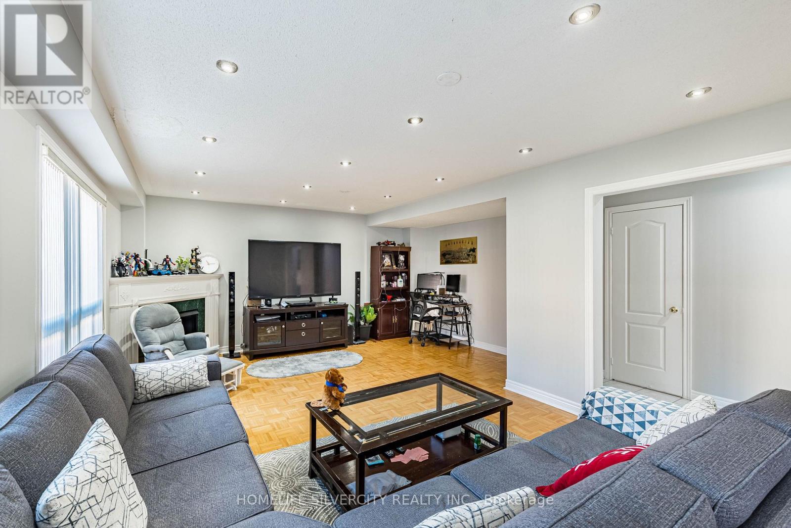 7 SHADYRIDGE ROAD - 16