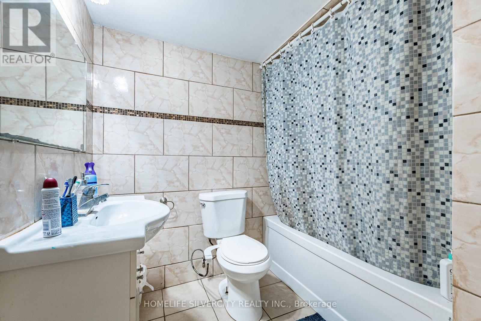 7 SHADYRIDGE ROAD - 47