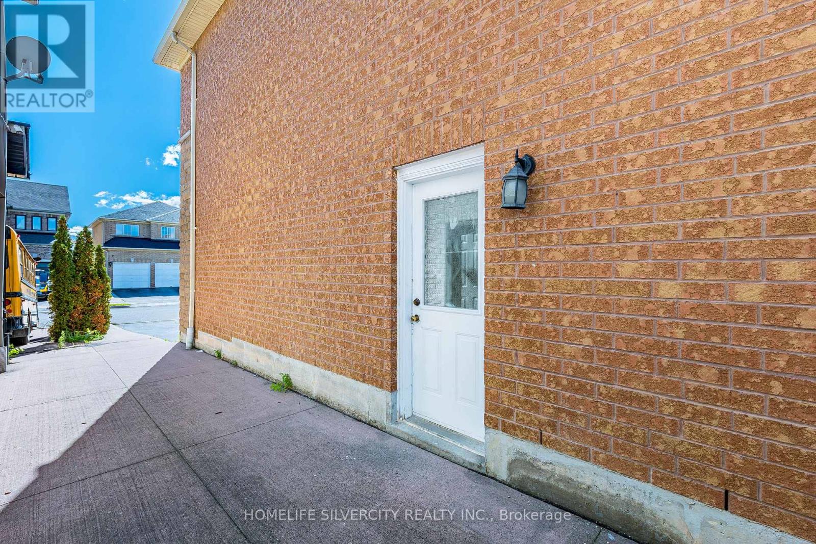7 SHADYRIDGE ROAD - 48