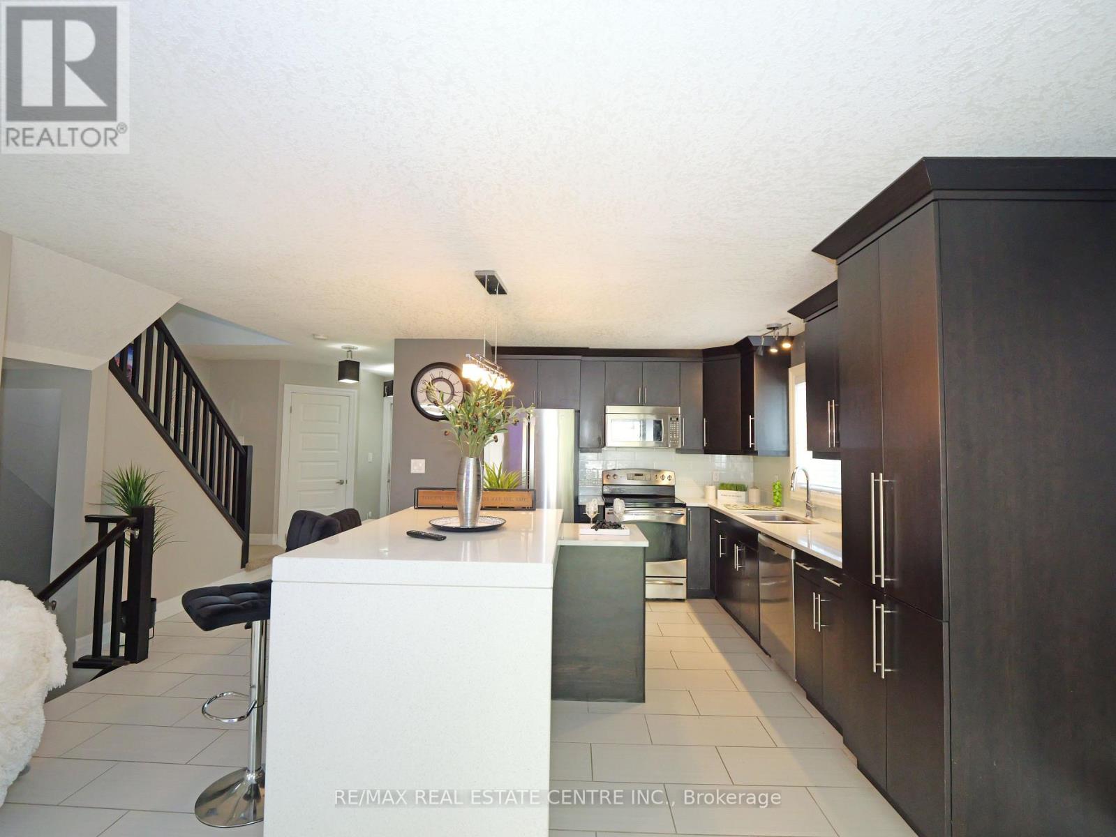 1984 Frederick Crescent, London East, ON photo 35