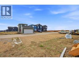 8561 Huxbury Drive Ne, Calgary, AB T2A4Y1 Photo 38