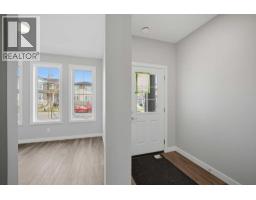 8561 Huxbury Drive NE - photo 4