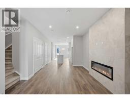 4pc Bathroom - 8561 Huxbury Drive Ne, Calgary, AB T2A4Y1 Photo 7