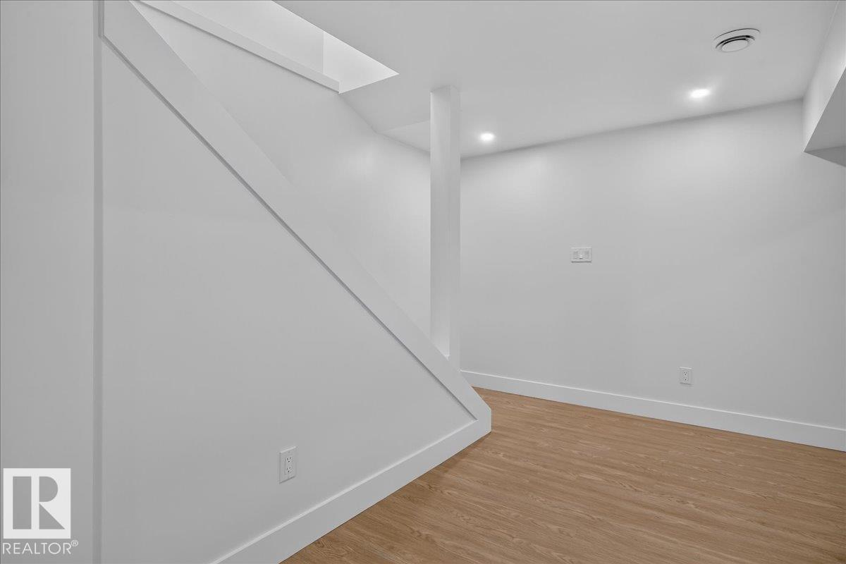 13246 59 ST NW - 37