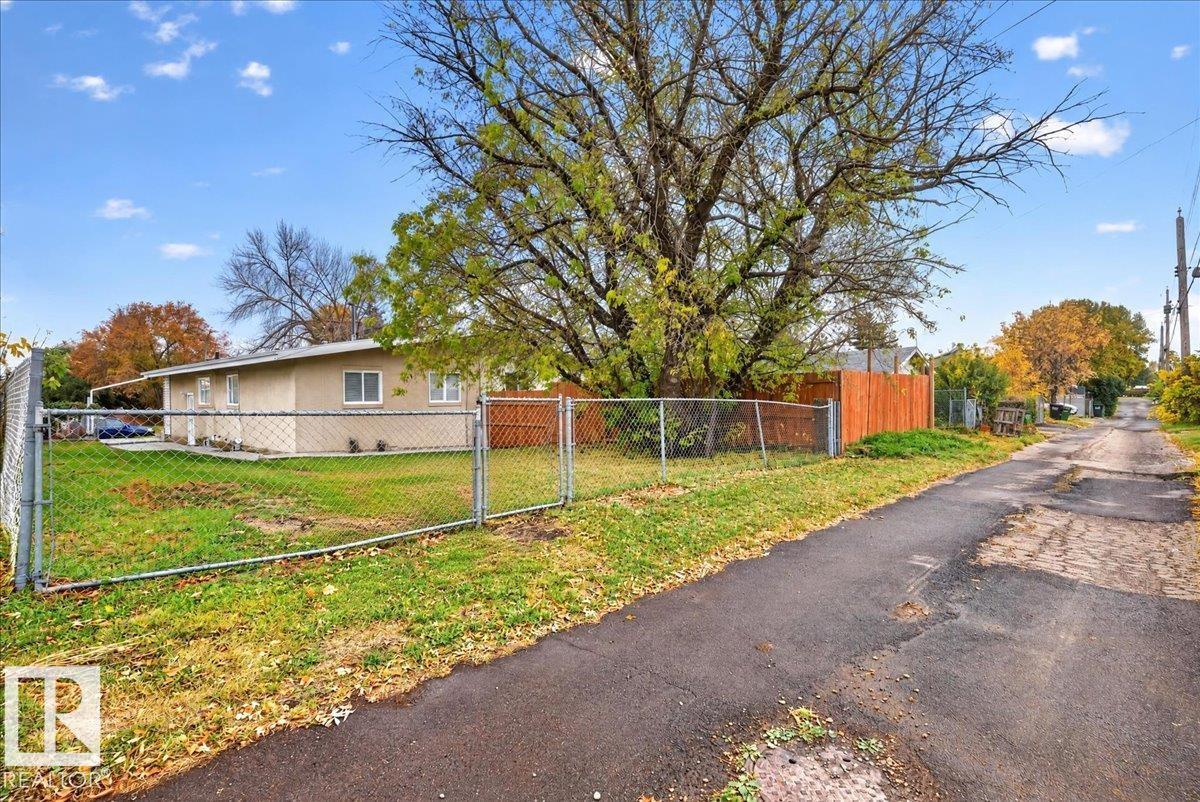 13246 59 ST NW - 52