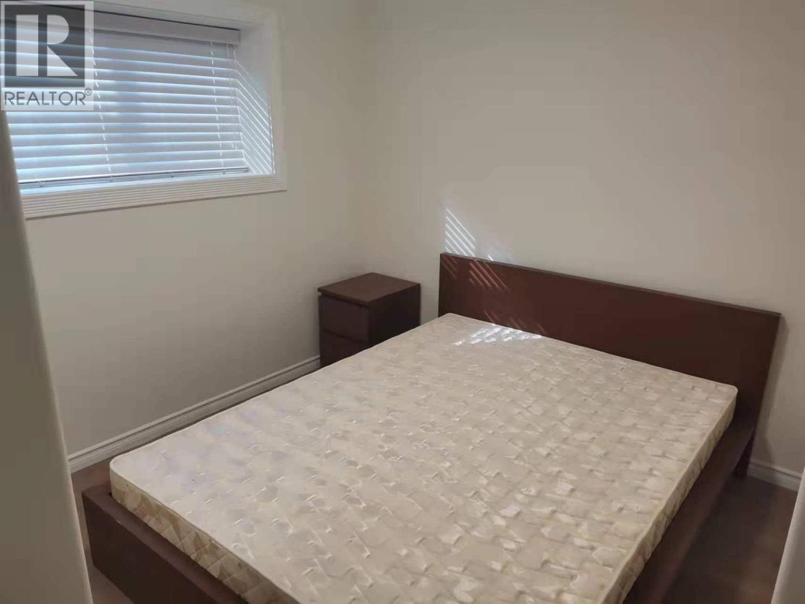 2 Bed, 1 Bath House for Rent in Burnaby – one room-5227 CHESHAM STREET, Burnaby – MLS# R3174417 - Image 4