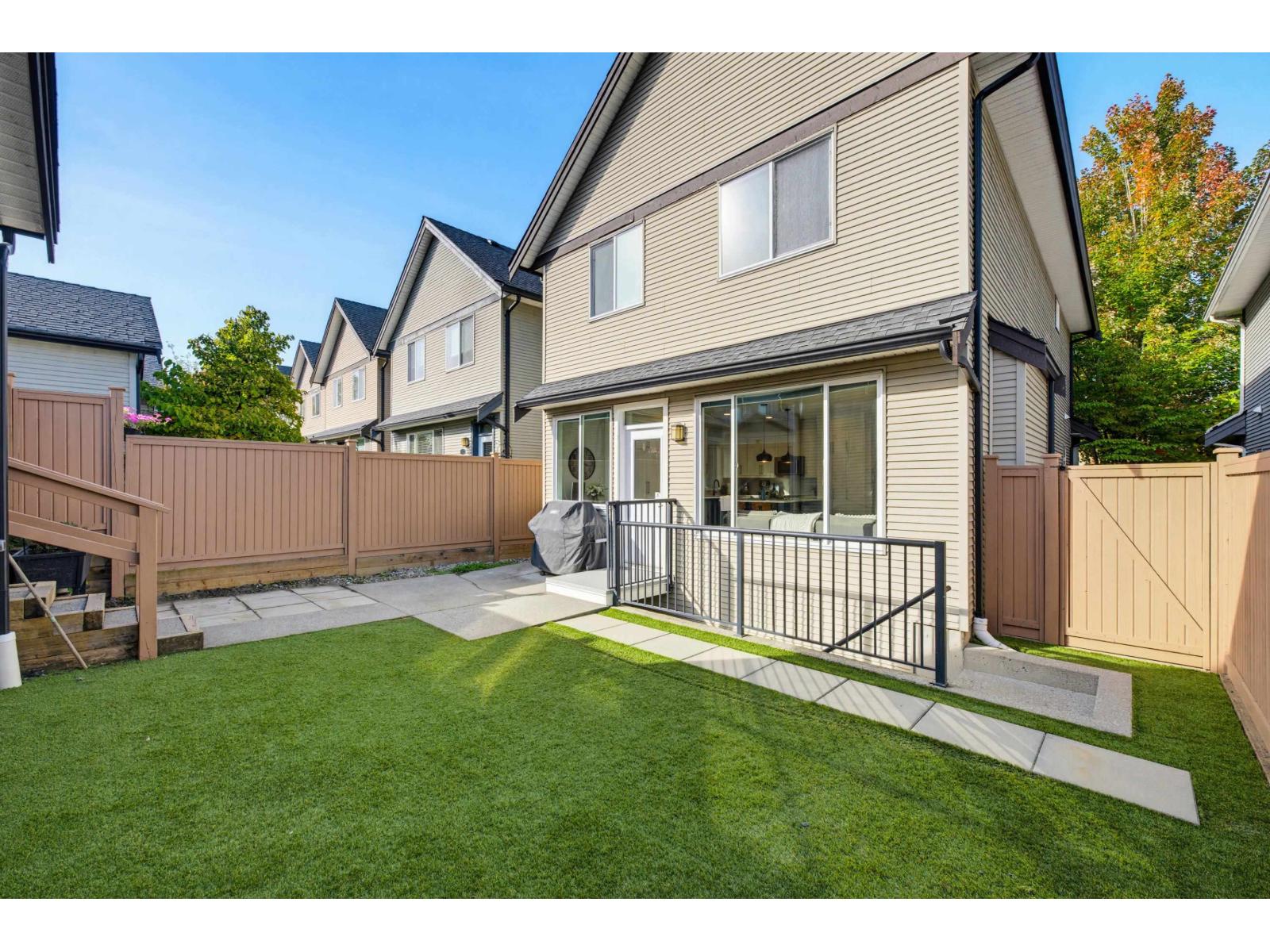 Photo of 21122 80 AVENUE 38