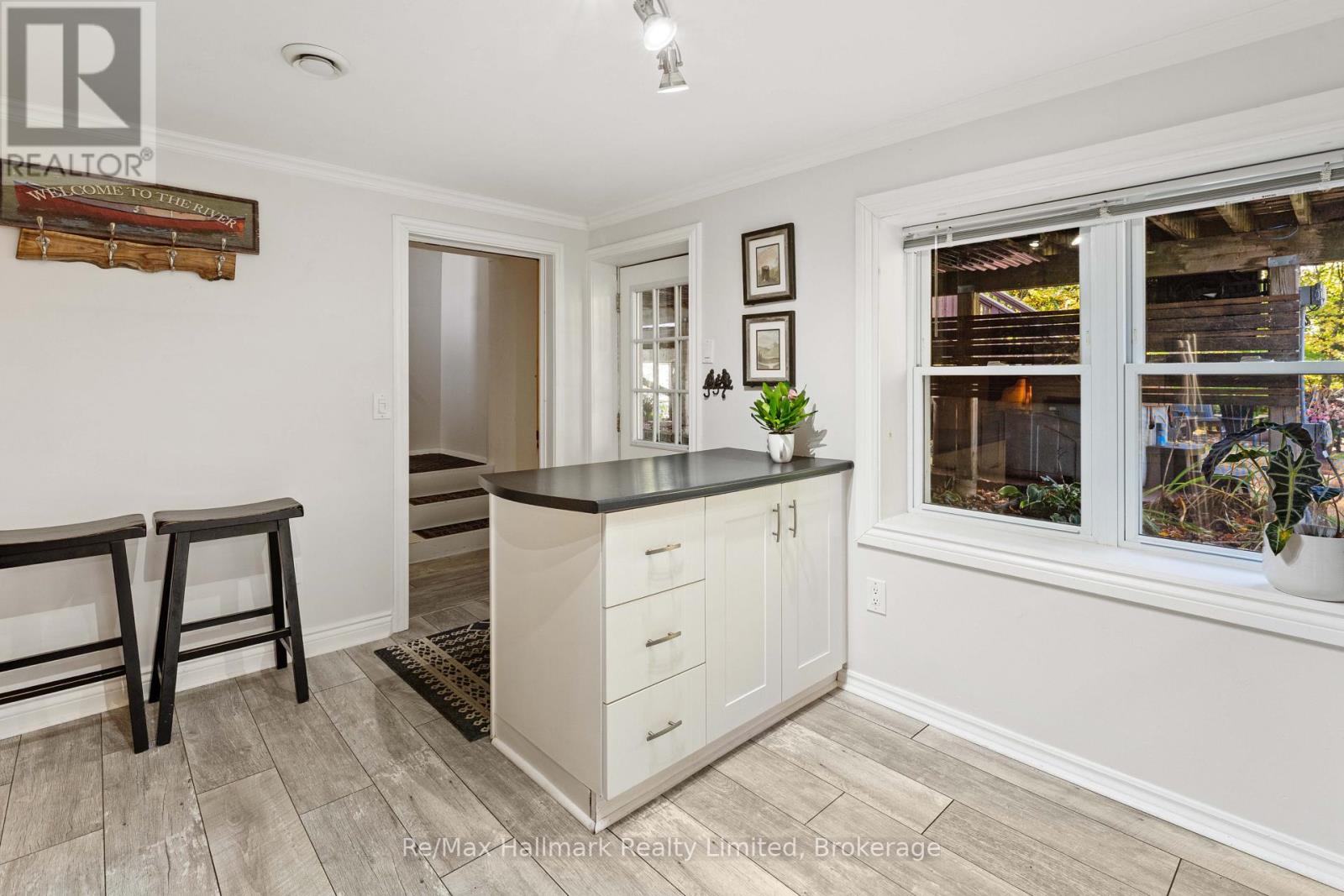 140 WOODWARD STREET - 32