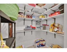 7923 161 Av Nw, Edmonton, AB T5Z3E9 Photo 49