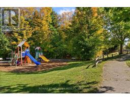 302 Statewood Drive, Ottawa, ON K2K0A8 Photo 35