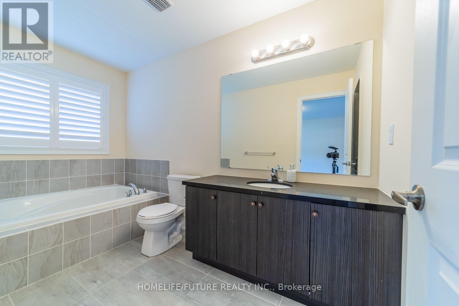 56 RYLER WAY - 24