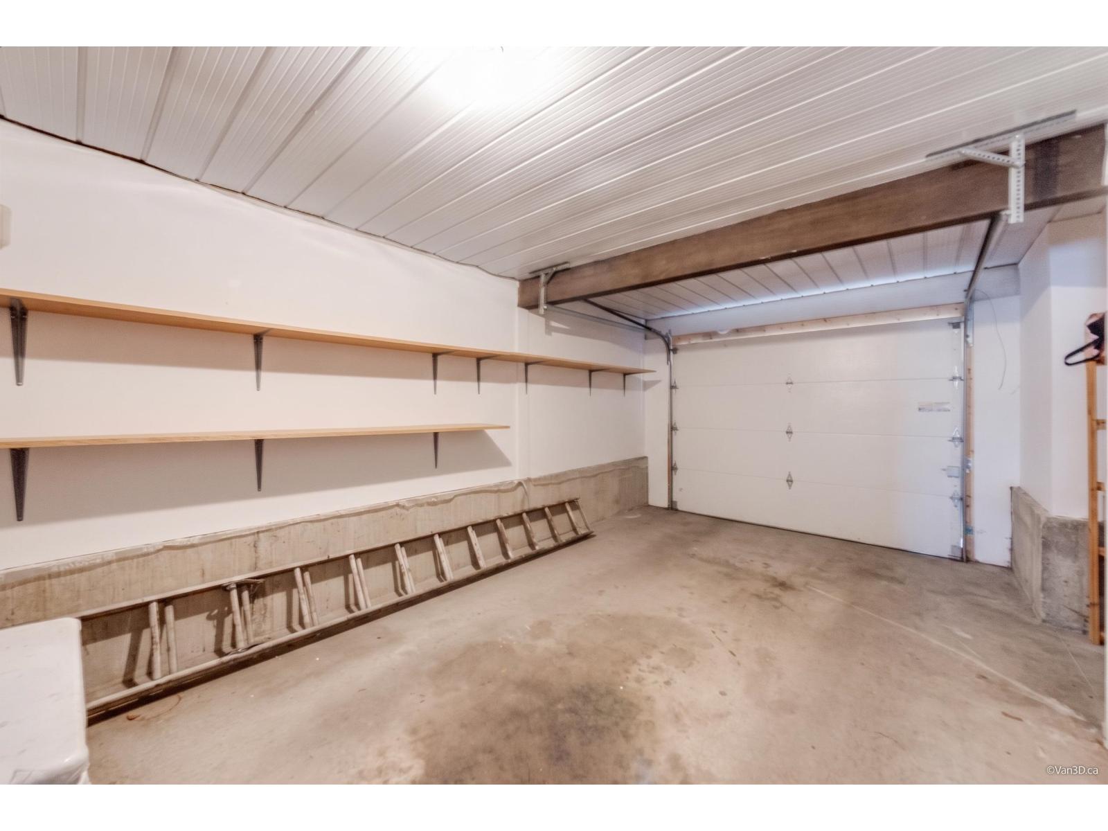 3 Bed, 1 Bath House for Sale in Surrey – 13565 67 AVENUE, Surrey – MLS# R3174409 - Image 17