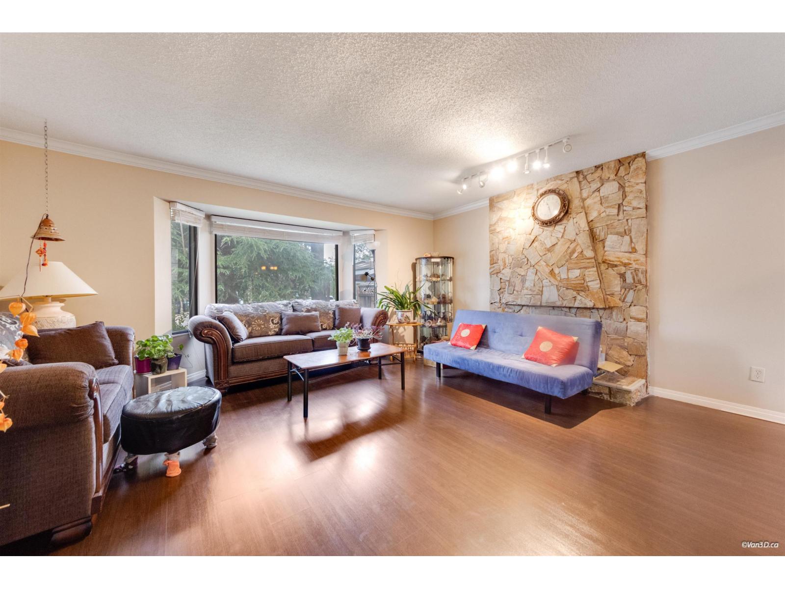 3 Bed, 1 Bath House for Sale in Surrey – 13565 67 AVENUE, Surrey – MLS# R3174409 - Image 18