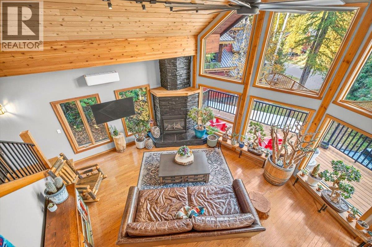 15 ALPINE TRAIL Crescent - 45