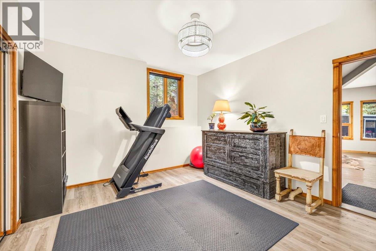 15 ALPINE TRAIL Crescent, Fernie - Image 1