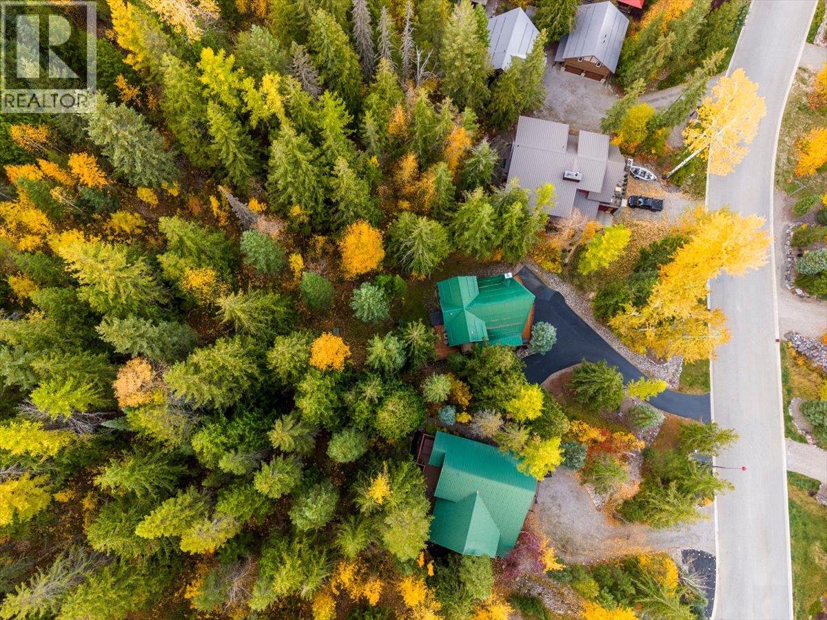15 ALPINE TRAIL Crescent, Fernie - Image 1