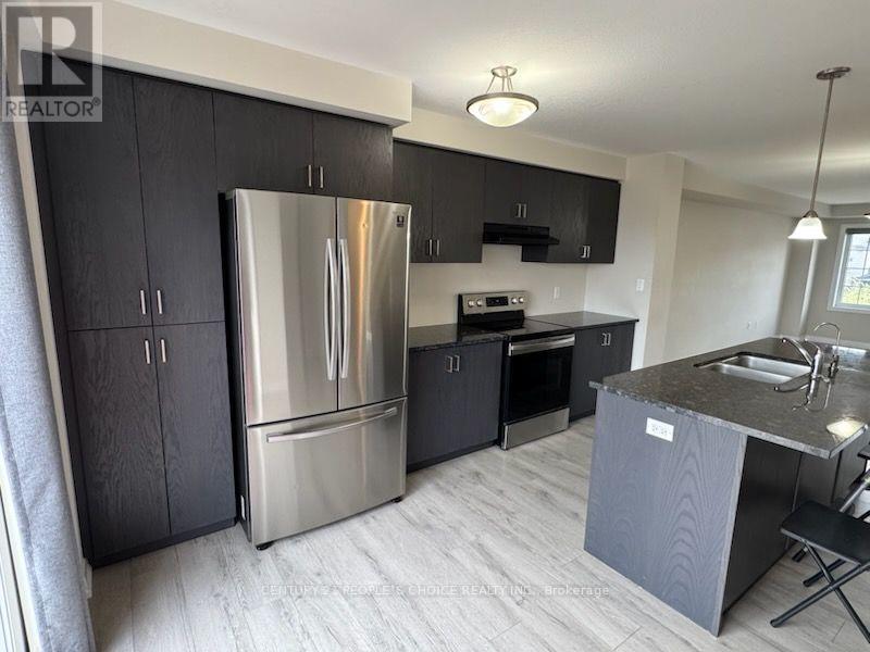 92 MONARCH WOODS DRIVE, Kitchener — photo 8