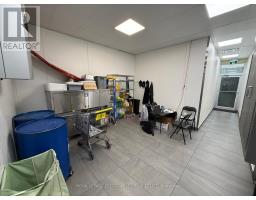 D10 - 400 Scott Street, St  Catharines, ON L2M3W4 Photo 8