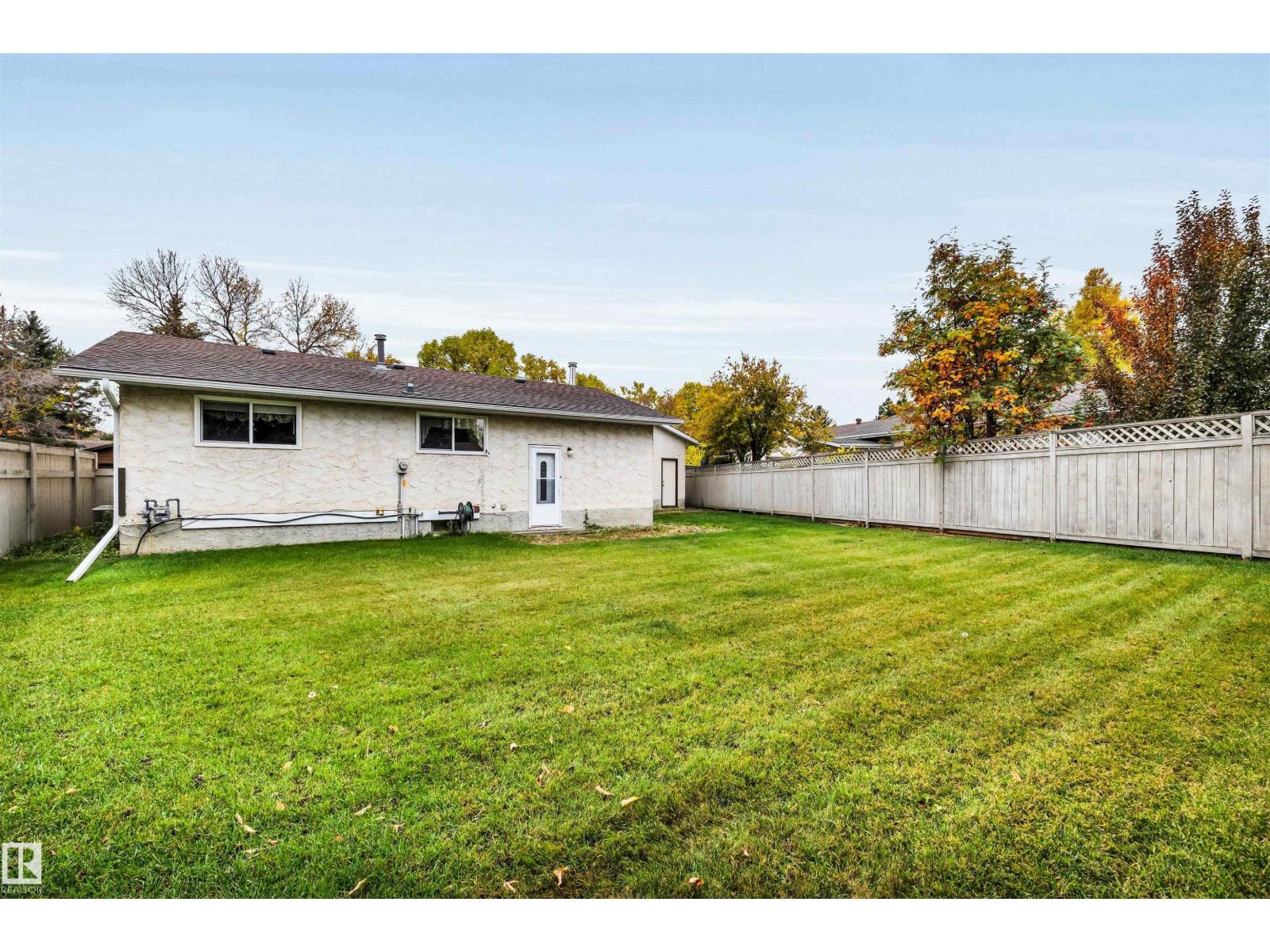 25 Attwood DR - Image 36