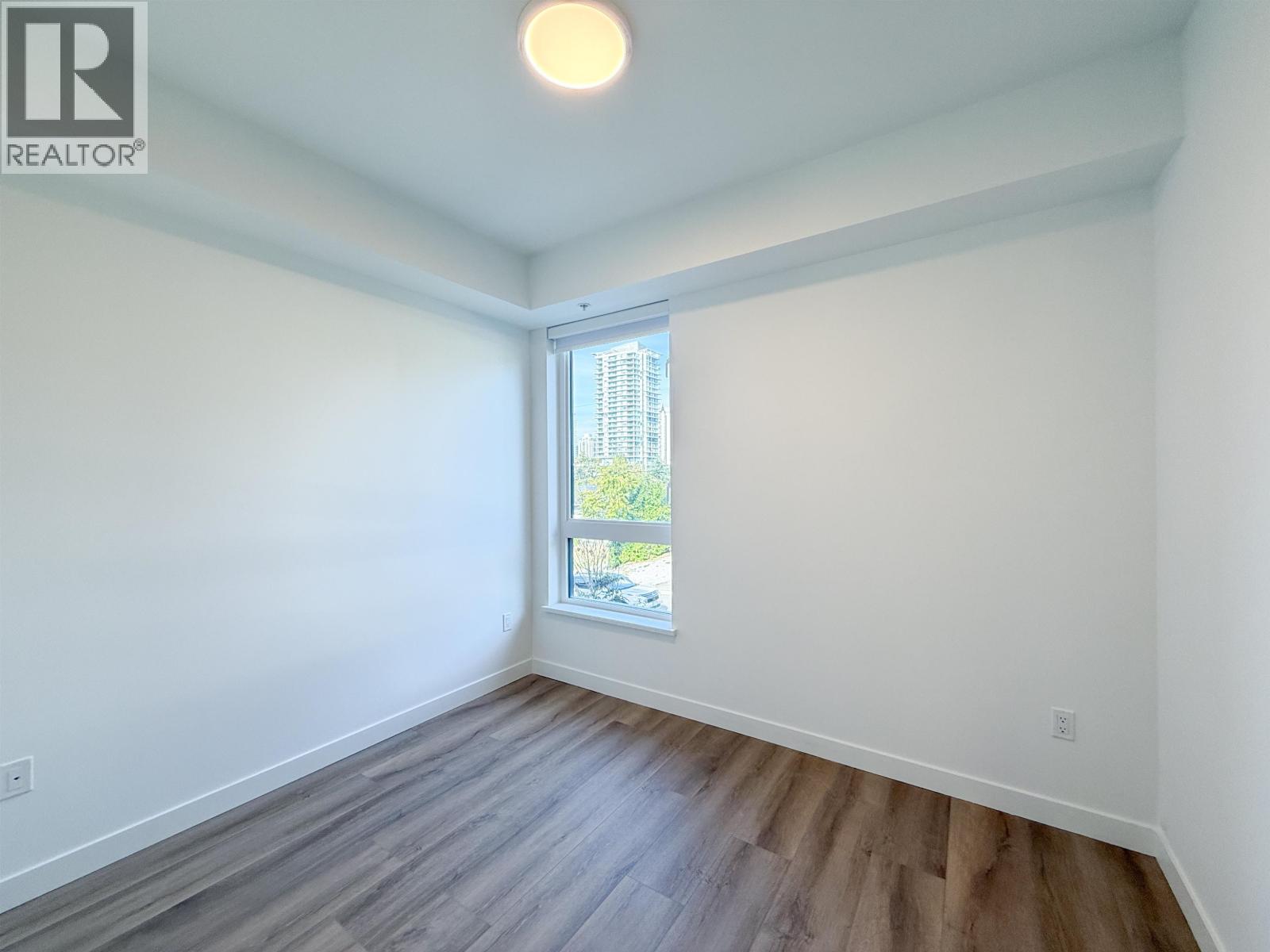 303 606 MADORE AVENUE, Coquitlam - Image 1
