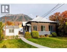 761 4th Avenue, Fernie, BC V0B1M0 Photo 8