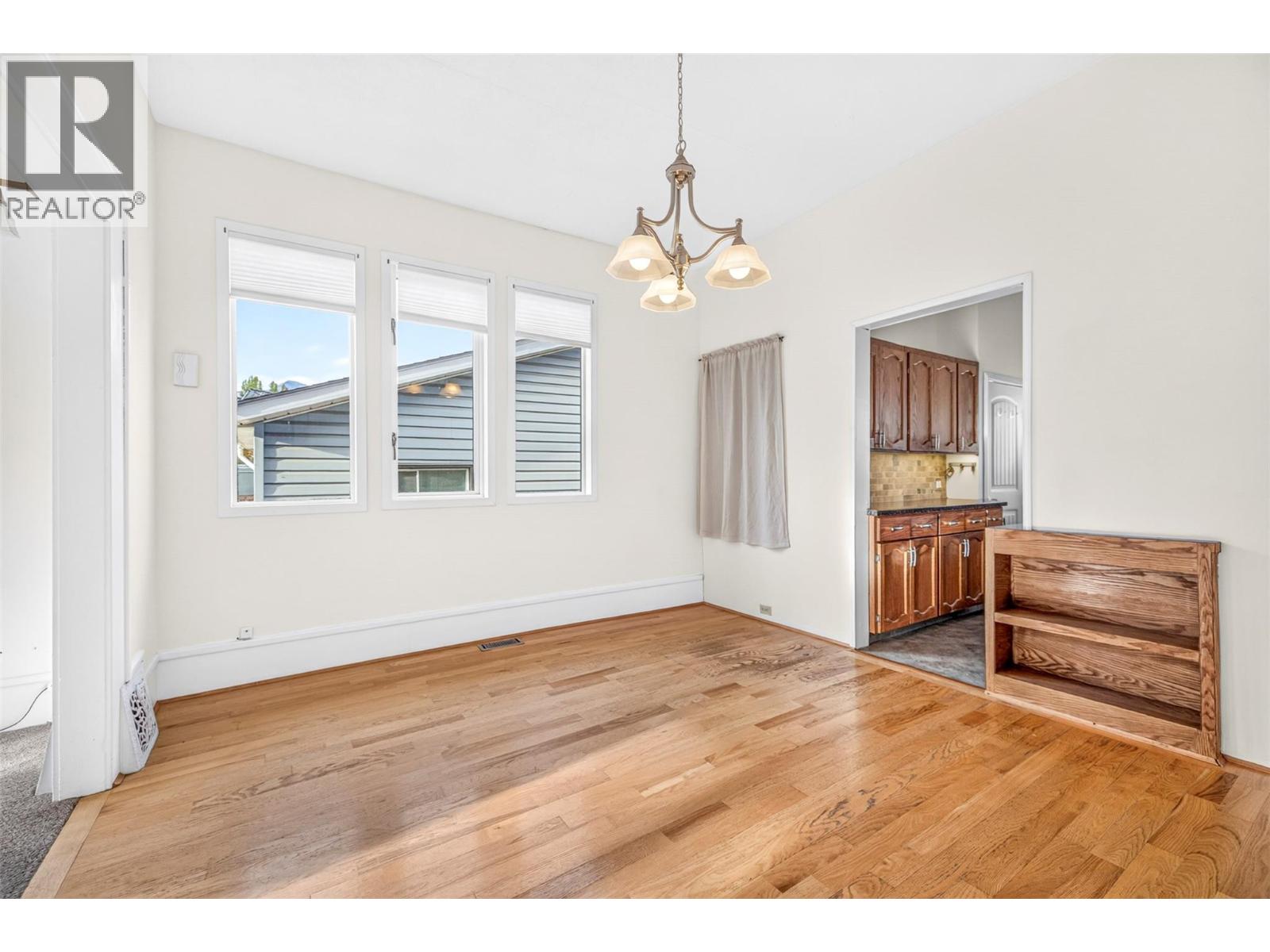 761 4th Avenue, Fernie - Image 1