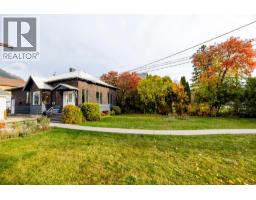 761 4th Avenue, Fernie, BC V0B1M0 Photo 10