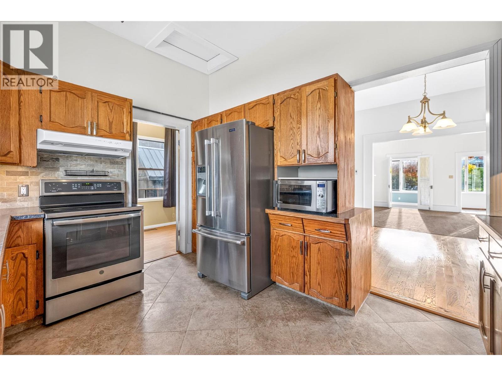 761 4th Avenue, Fernie - Image 1