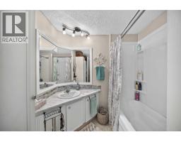 3221 Burroughs Manor NE - photo 18