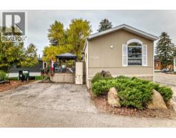3221 Burroughs Manor NE - photo 49