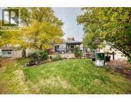 3221 Burroughs Manor NE - photo 37