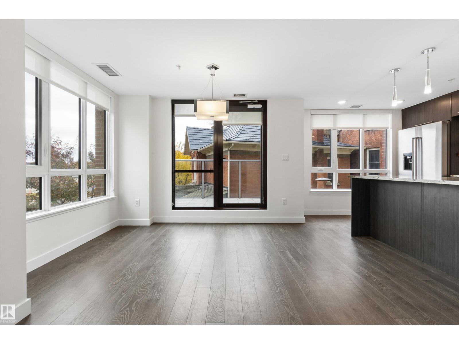 #203 9720 106 ST NW - 16