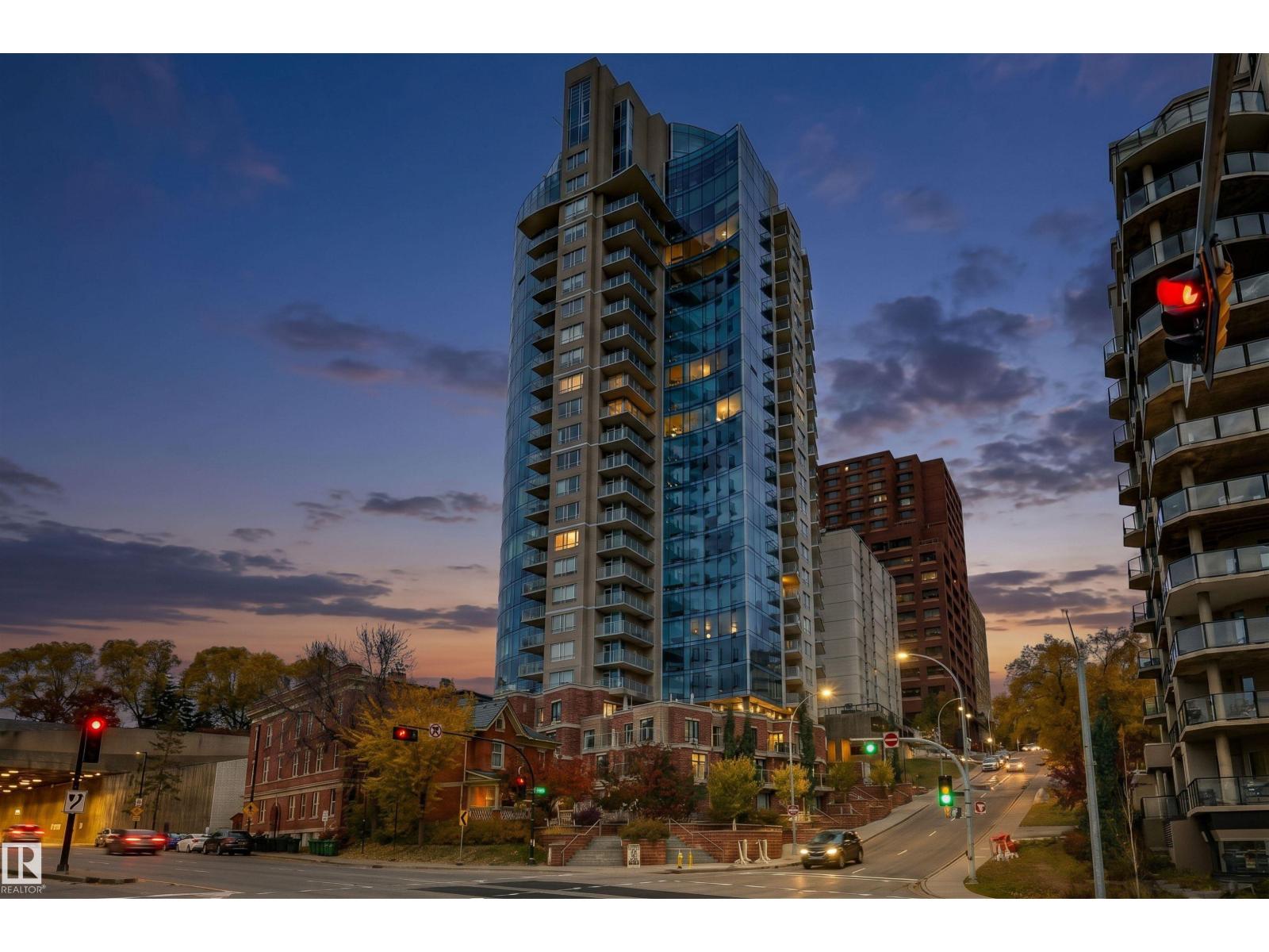 #203 9720 106 ST NW - 4