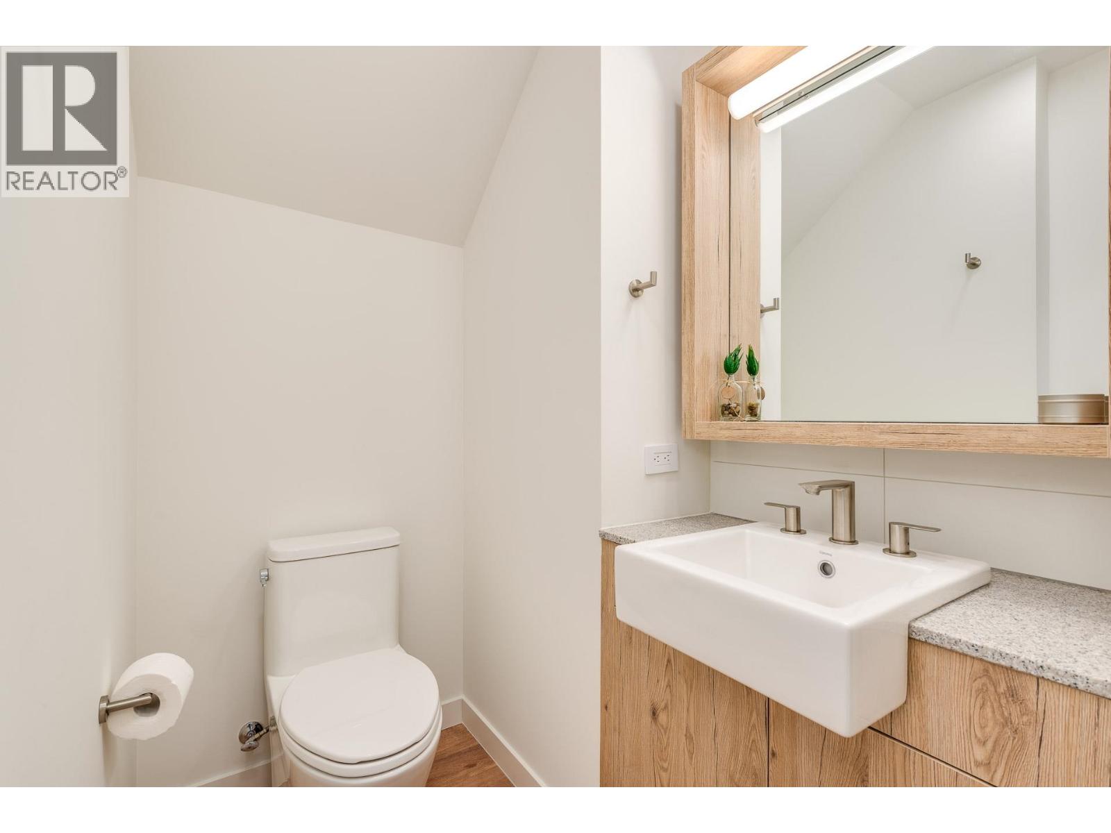 101 1502 SCOTT CRESCENT, Squamish - Image 1