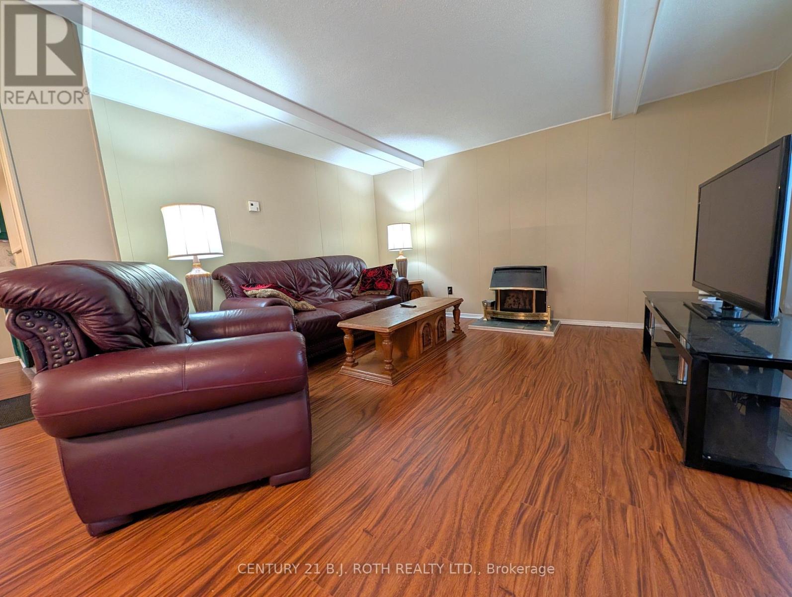 66 Linden Lane — photo 8