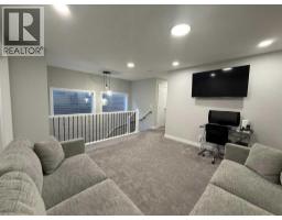 Kitchen - 113 Corner Glen Way Ne, Calgary, AB T3N2L6 Photo 18