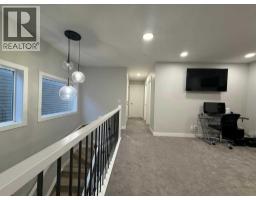 Bedroom - 113 Corner Glen Way Ne, Calgary, AB T3N2L6 Photo 17