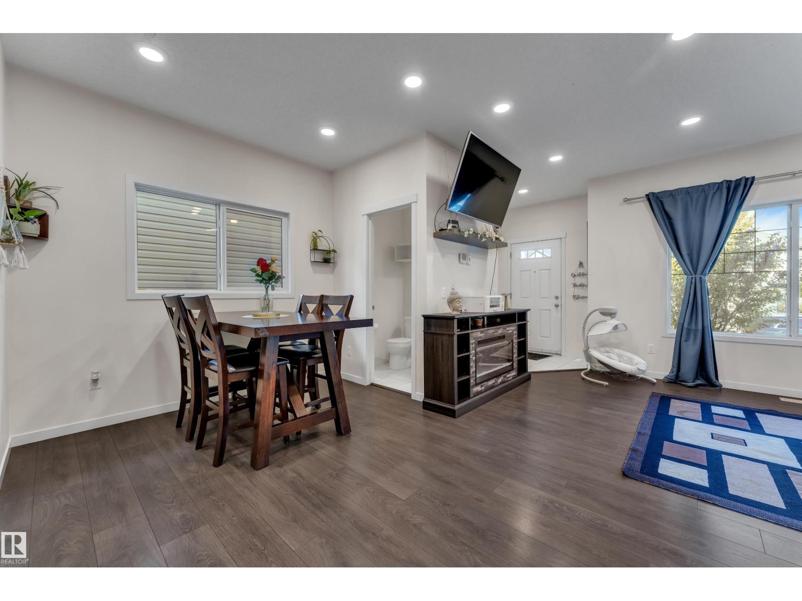 1517 27 AV NW - 10