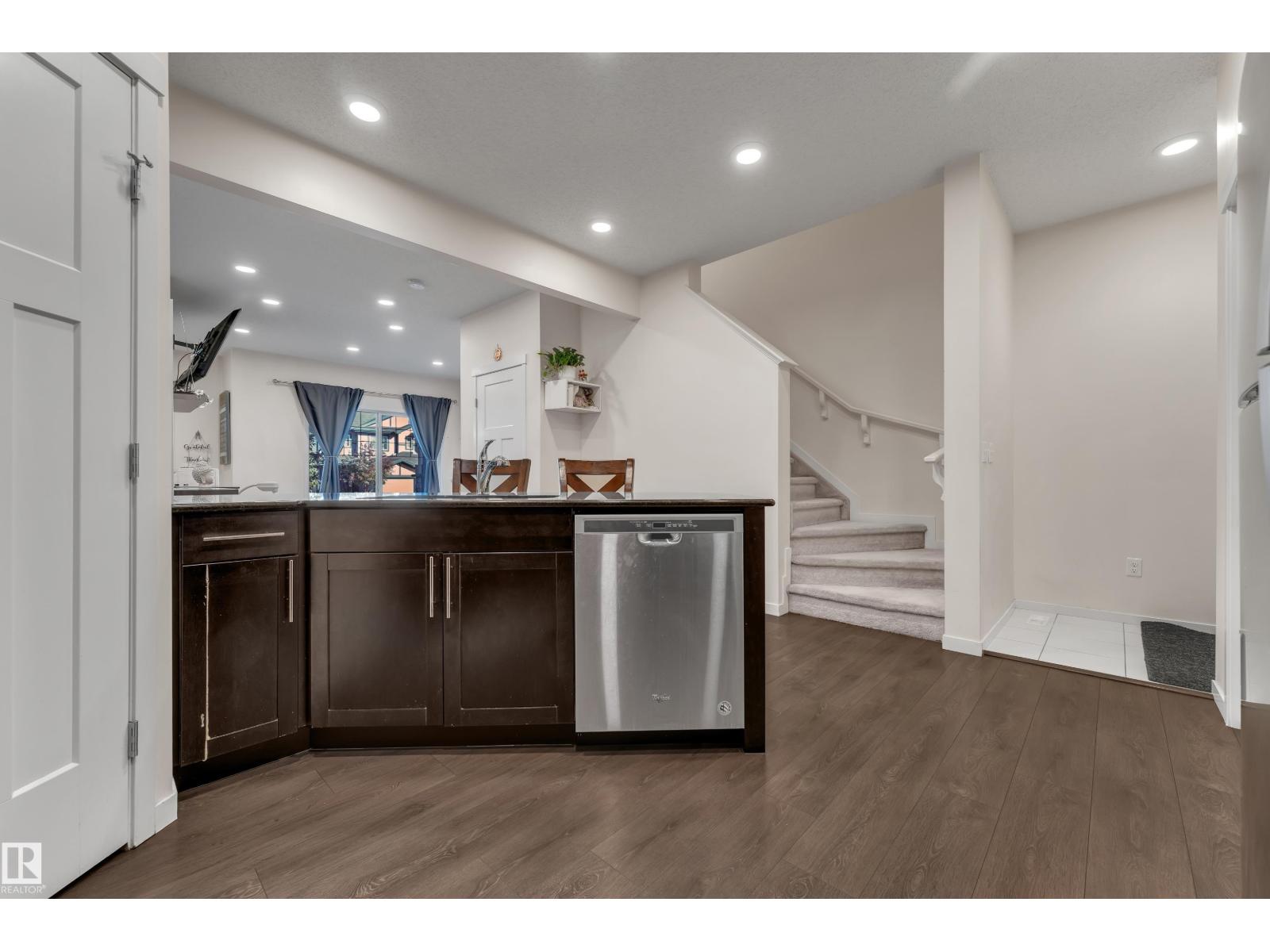 1517 27 AV NW - Image 13