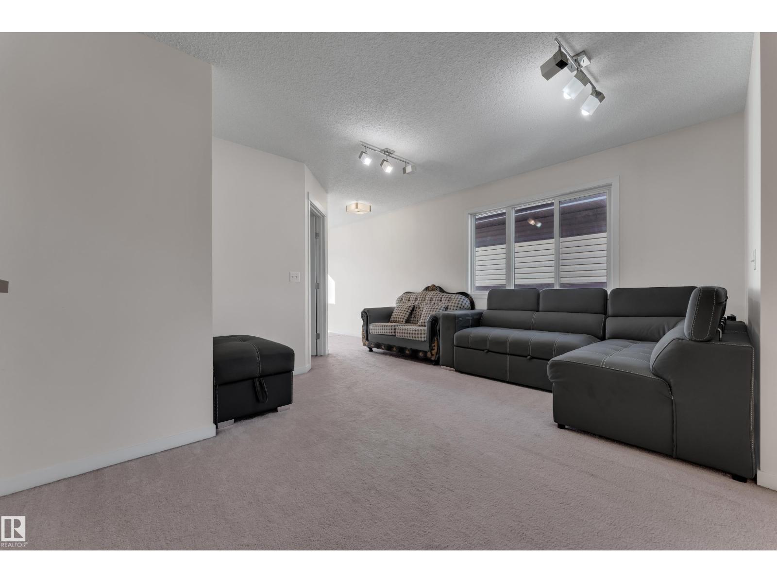 1517 27 AV NW - 18