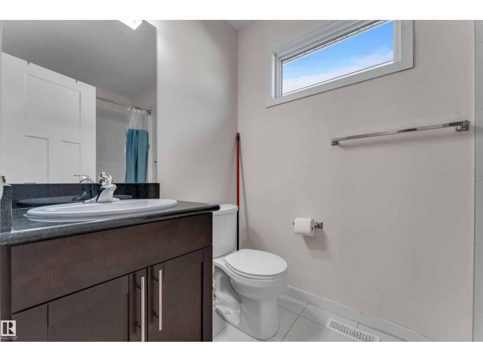 1517 27 AV NW - Image 23