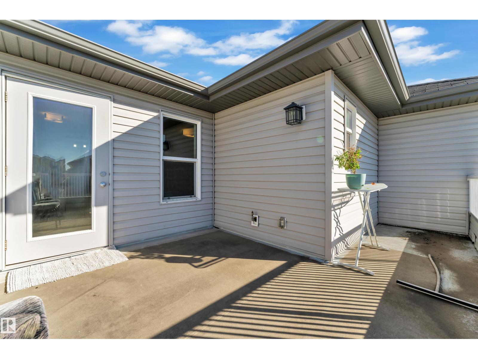 1517 27 AV NW - Image 30