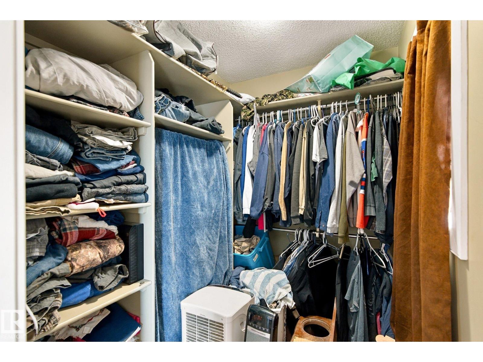 8402 96 ST - Image 20
