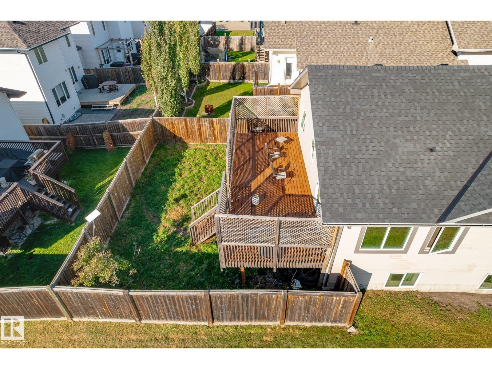 8402 96 ST - 38