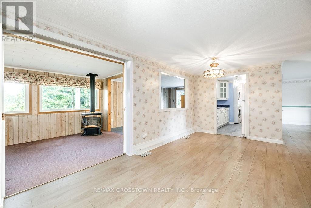 2 TAMARACK COURT - 12